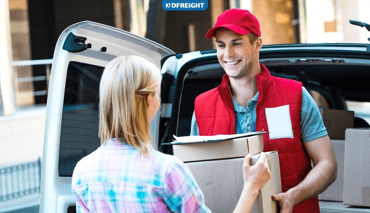 The Advantages of Investing in a Hand Delivery Service